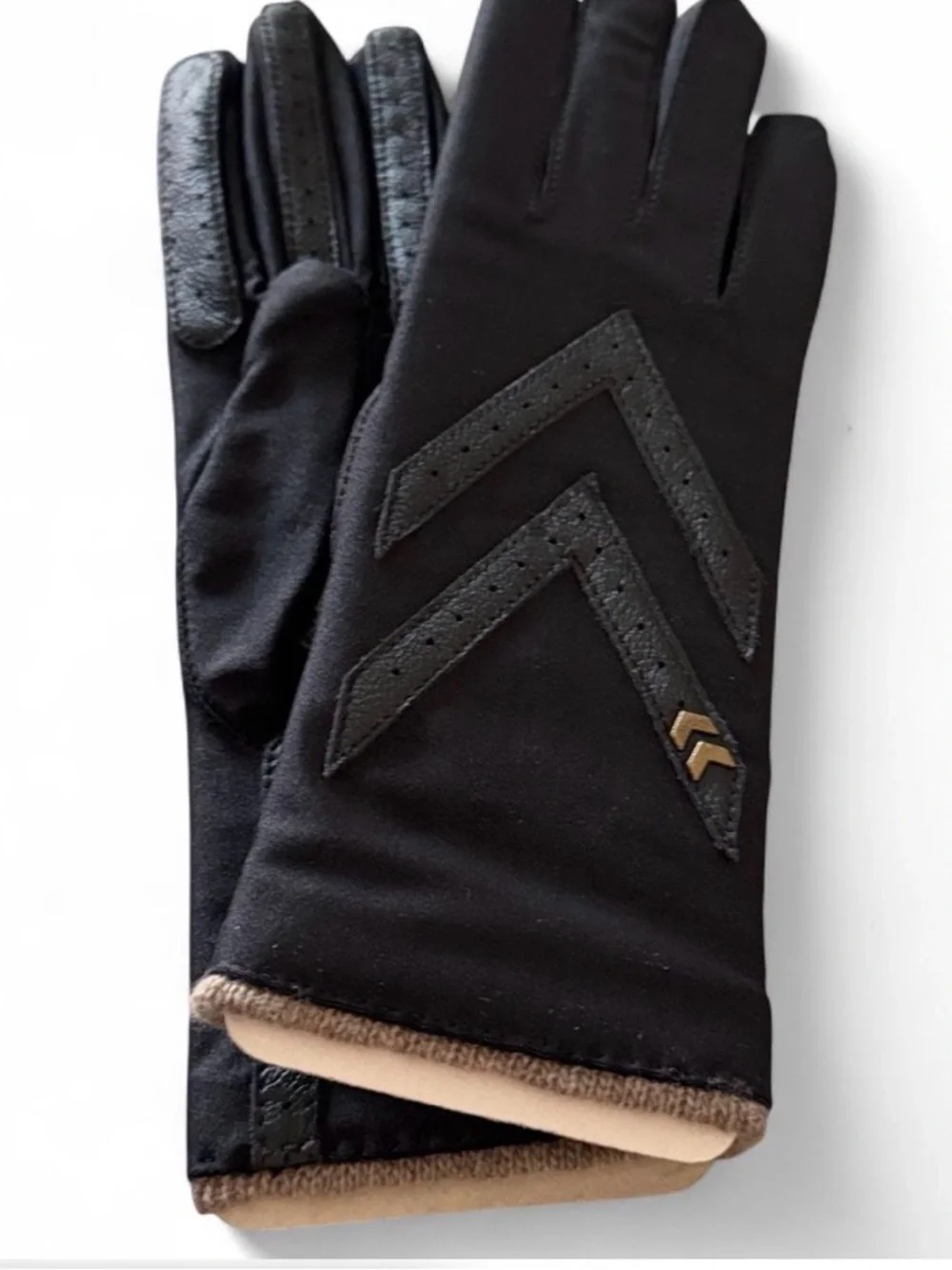 NIB Bundle of two pairs of Isotoner Gloves - Picture 3 of 6